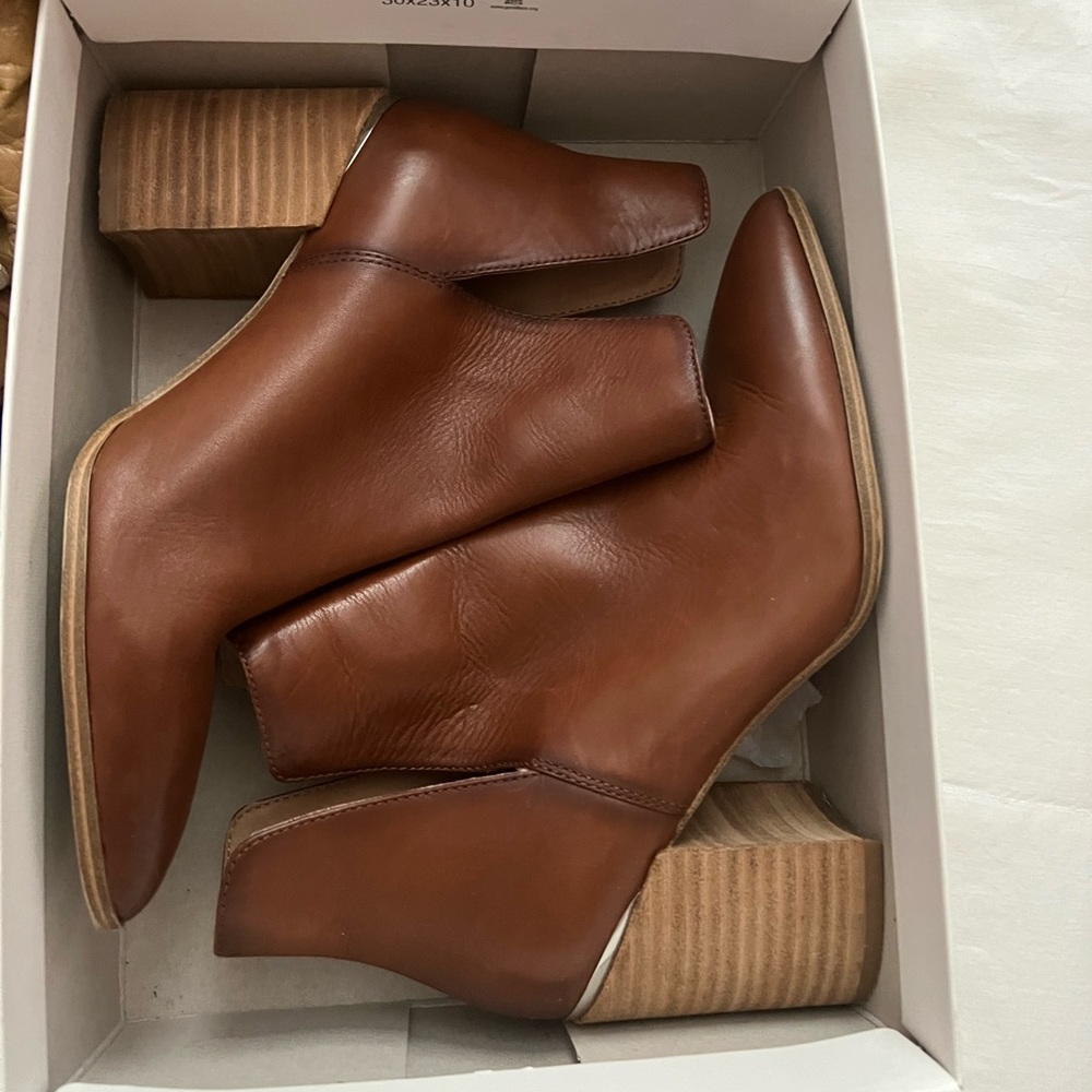 Steve Madden Fall Mini Boot